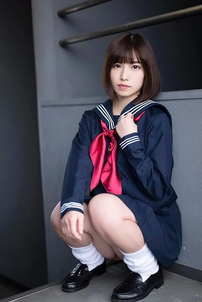 村上りいな ヌード 濡れ場 水着 ビキニ ランジェリー 下着 グラビア 写真集 フラミングの法則 撮影会