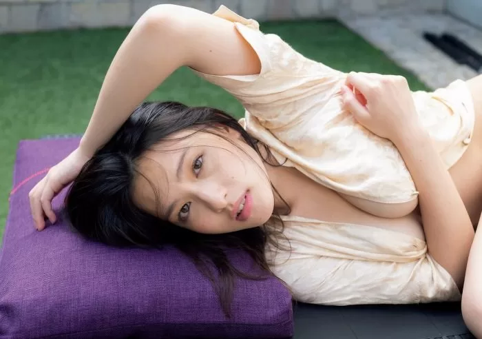 北村優衣 ヌード 濡れ場 おっぱい 乳首 乳輪 水着 ビキニ ランジェリー 下着 グラビア 写真集 ビリーバーズ
