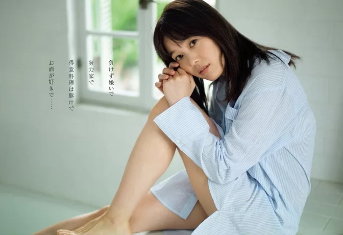 小坂井祐莉絵 水着 ビキニ ランジェリー 下着 写真集 声優 女子プロレス スターダム リングアナウンサー ギルドロップス 知多娘。