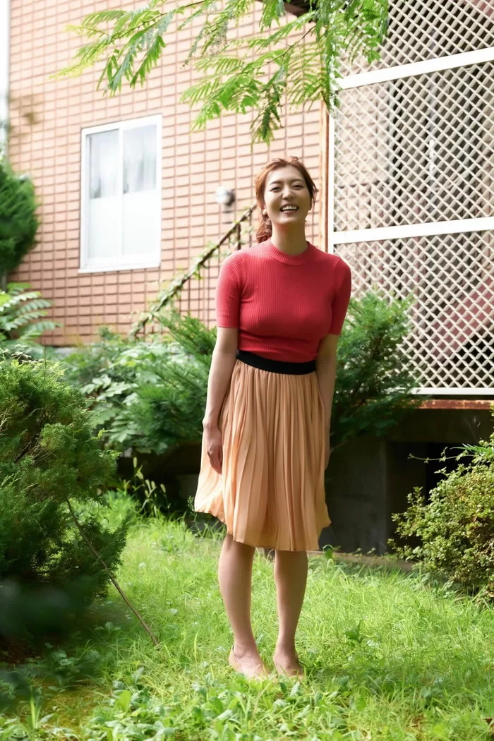 七瀬いおり ヘアヌード ヌード 濡れ場 水着 ビキニ ランジェリー 下着 グラビア 写真集 AV女優 保育士