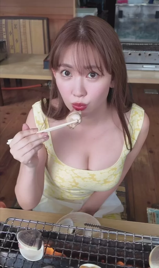 小嶋陽菜　アタシコ　おっぱい