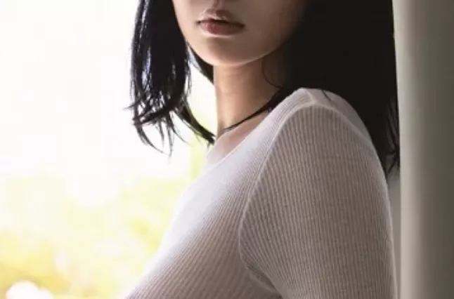 【画像】 20才美人アイドルがGカップ乳首解禁ｗｗｗ