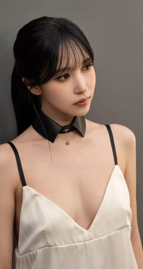 twice ミナ　おっぱい　ドレス