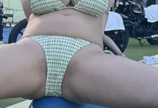 【画像】 人気av女優の撮影会で◯輪が見えるハプニングｗｗｗｗｗｗｗｗｗ
